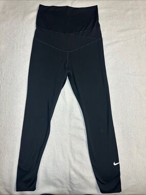 Nike Black Pregnancy High-Rise Leggings ** Flawed** hole on leg M